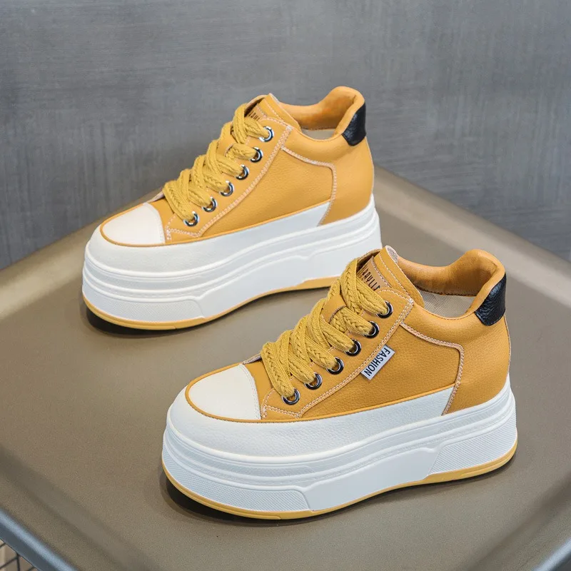 Scarpe vulcanizzate da donna i - Guipure Lace Panel recensione e prezzo
